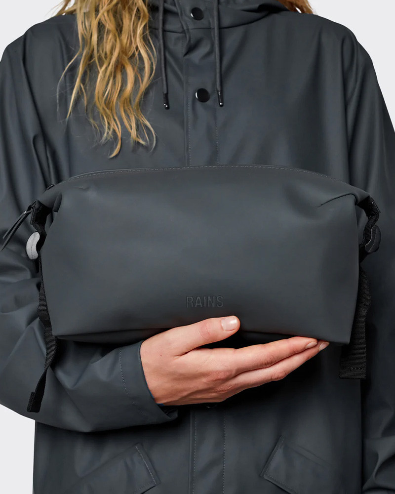 Sac Weekend Wash Bag - Rains