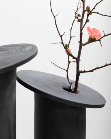 Vase en grès 02 Grey Balancing Vases - Serax