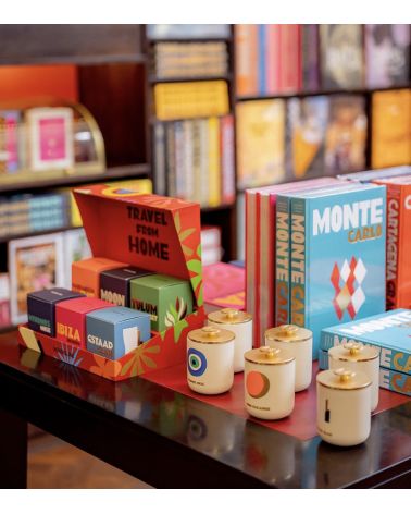 Bougies Mykonos, Tulum, Marrakech, Ibiza, Gstaad et Moon - Assouline