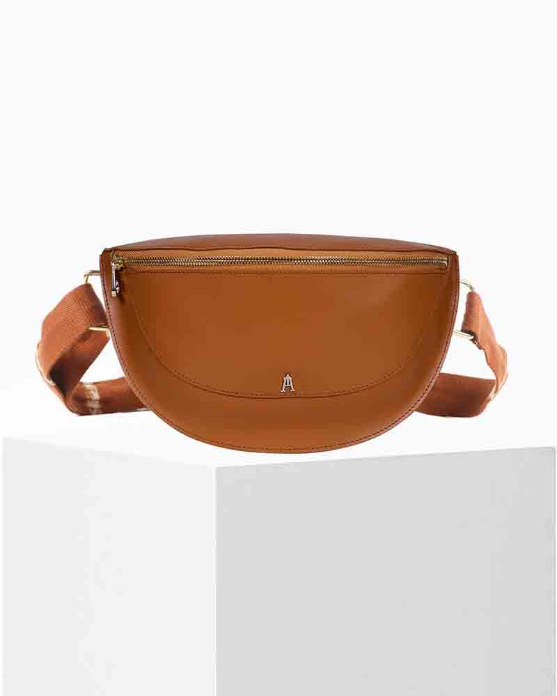Banane Smile Box Tan S24 - Craie Studio