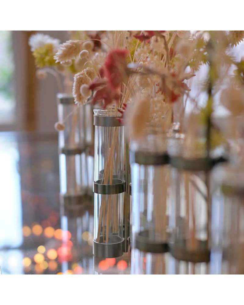 Vase D'avril Tse Tse