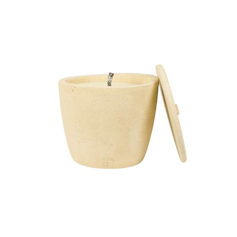 Outdoor-urban Candle