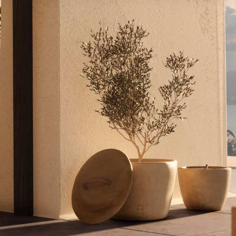 Outdoor-urban Candle