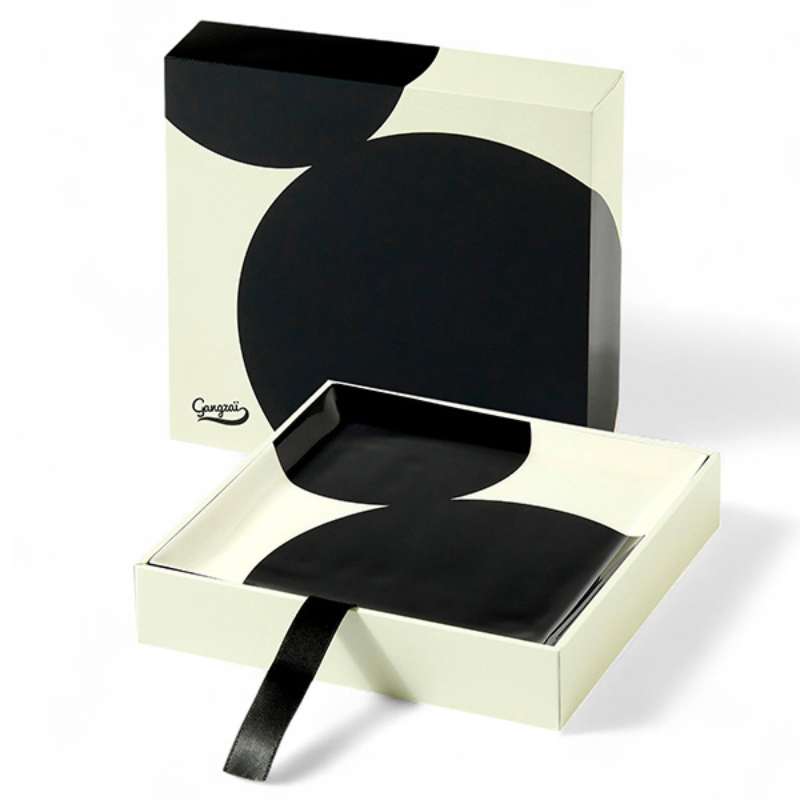 Vide Poche Geometrica