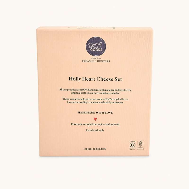 Holly Heart Cheese Set