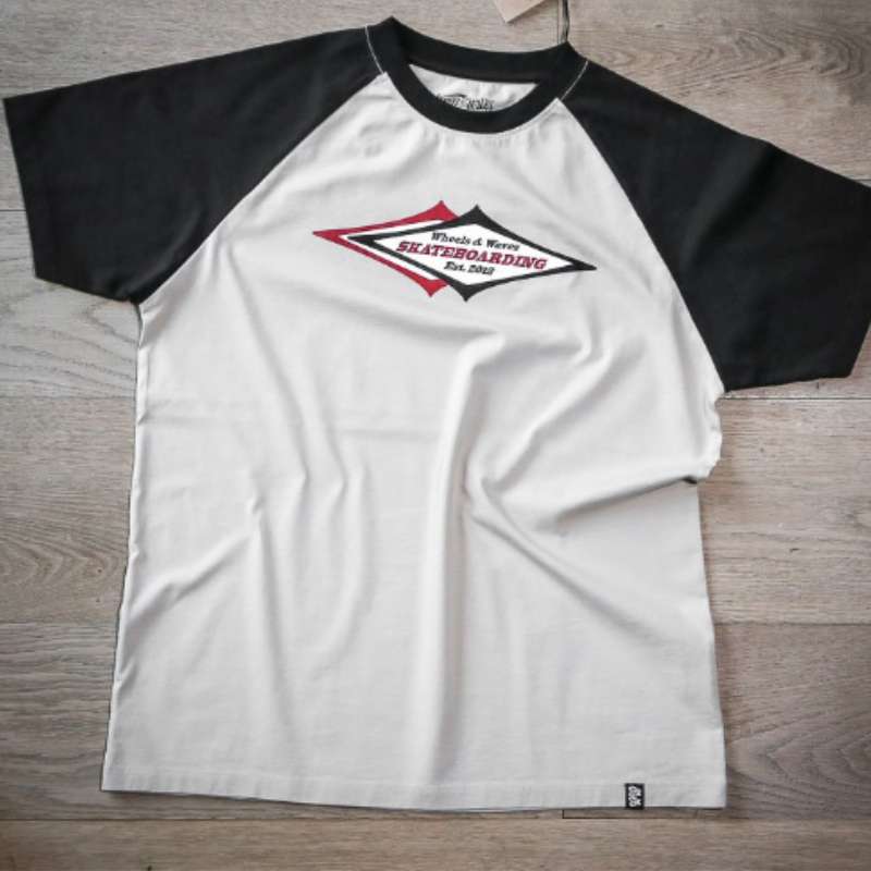 Tee-shirt Skateboarding Print Poitrine