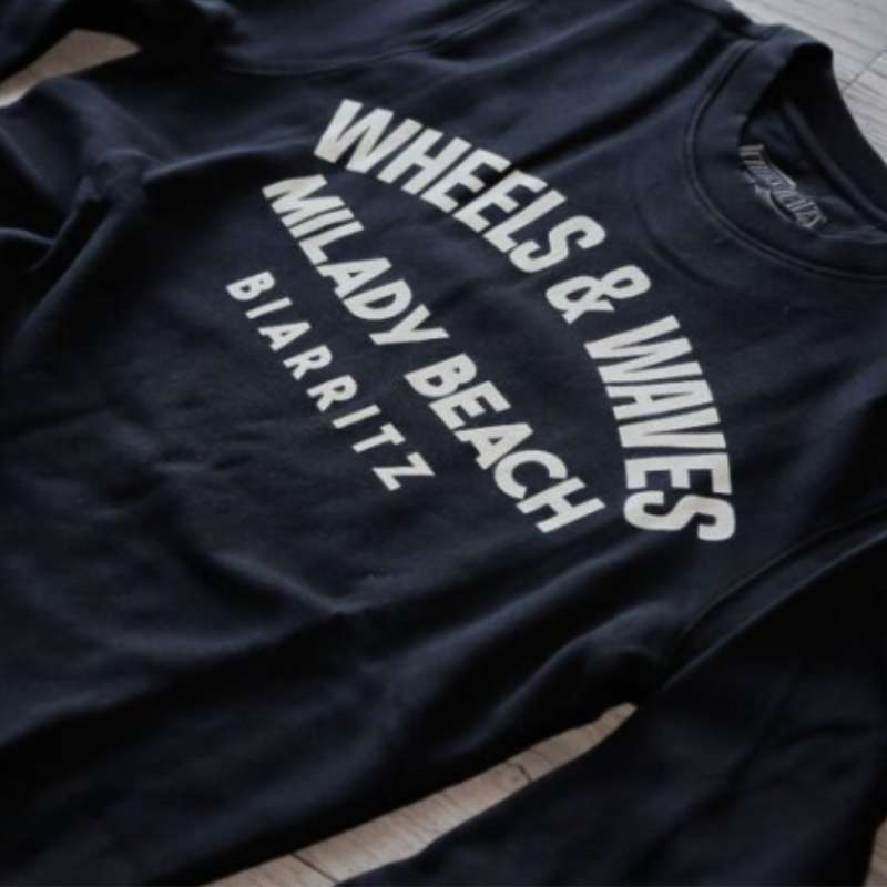 Sweat Milady Beach - WHEELS AND WAVES