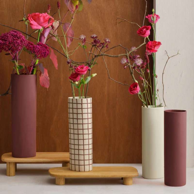 Vase, Bordeaux Sq Lines And Sq D. 8 Cm, H. 25 Cm