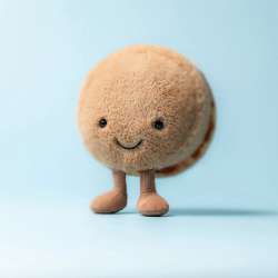 Mona Macaron (chocolate) Amuseables