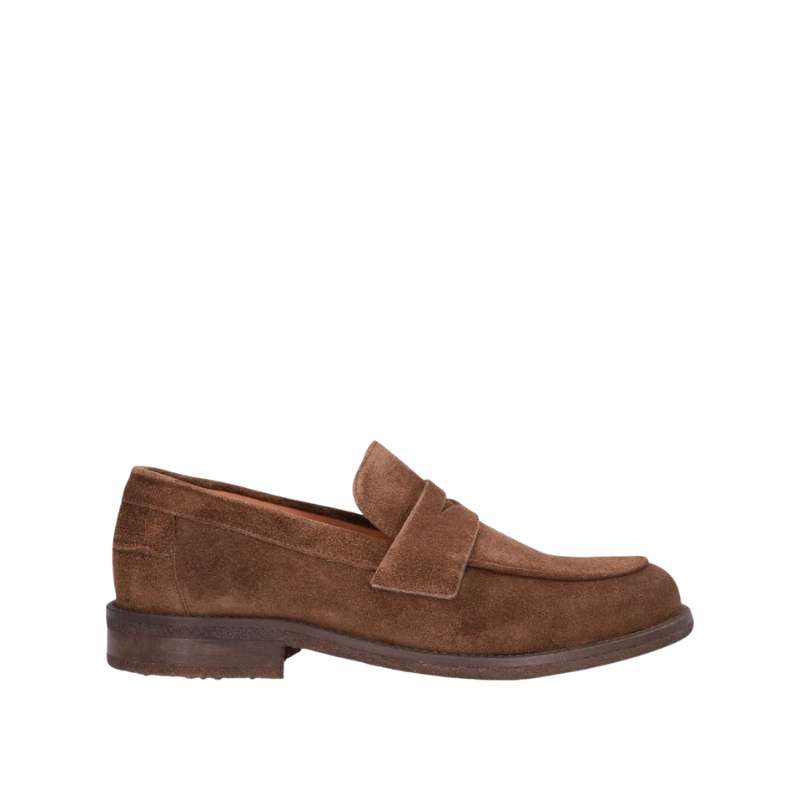 Mocassin en daim marron à bout rond