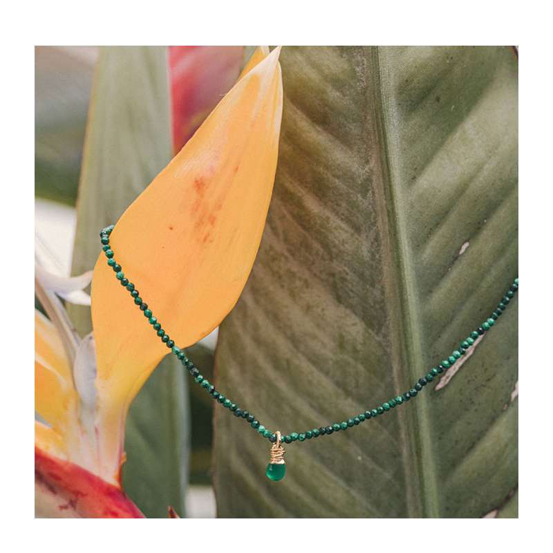 Collier Long Goutte Pierre Nat Facete Beliere Corde Guitare SING A SONG