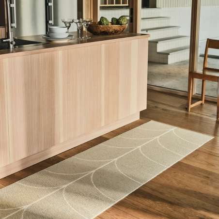 Tapis de couloir design Leif Seagrass / Vanilla Piglet Edge - 70 x 180 cm– Pappelina PAPPELINA
